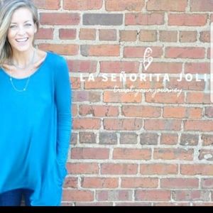 La Senorita Jolie teal loose top